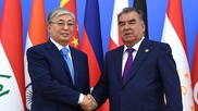 Касым-Жомарт Токаев поговорил по телефону с Эмомали Рахмоном