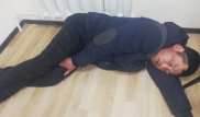 Задержан мужчина, унесший цветы из аэропорта Алматы