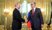 Токаев пригласил Путина в Казахстан