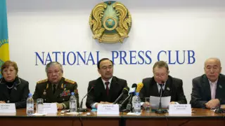 Инициативная группа по проведению референдума обратилась к Президенту РК и парламенту 