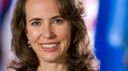 Конгрессмена США Габриэль Гиффордс отключили от дыхательного аппарата