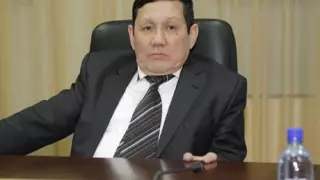 Заявивший о готовности к теледебатам с Назарбаевым Отен стал полноправным кандидатом в Президенты