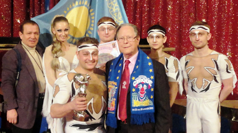 Казахстанцы за рекордный трюк получили "Серебряного клоуна" на 35-м Международном цирковом фестивале