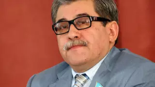 Гани Касымов пообещал треть мест в парламенте женщинам