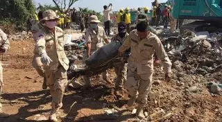 36 человек погибли при обрушении строящегося здания в Камбодже