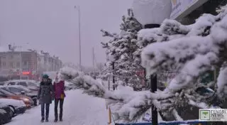 Штормовое предупреждение объявили в трех областях