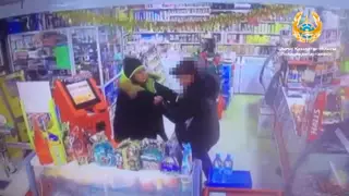 Продавец разоружила грабителя и прогнала его из магазина в ВКО