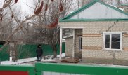 "Нас зарезали и сына": односельчане убитой семьи бизнесмена рассказали подробности