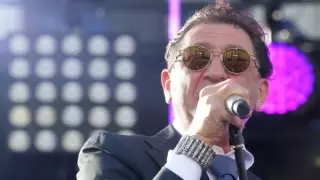 Новый премьер России оказался автором песен Григория Лепса