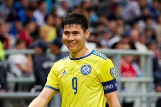 "Зенит" просматривает Бауыржана Исламхана