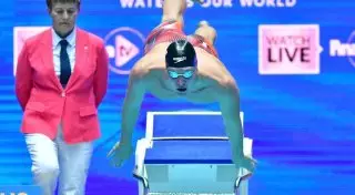 Баландин завоевал третью медаль на турнире в Китае