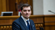 Среди чиновников много негодяев и подонков - премьер Украины