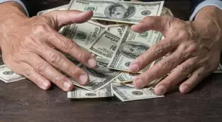 История о надменном миллионере, владевшем магазинами в Казахстане, попала в СМИ