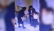 "Плюнули в лицо". Преподавателей обвинили в унижении ребенка в Актау
