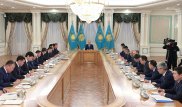 Токаев потребовал от акимов стабильного ценообразования