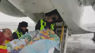 Обгоревшего героя из Актобе забрали в столичный ожоговый центр