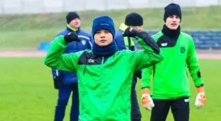 Досье на новичка "Кайрата": тренировки с Это'О, драки и внимание "Зенита"