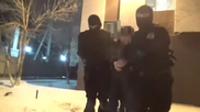 Задержание главного налоговика Атырауской области сняли на видео