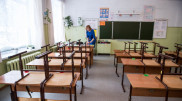 В Нур-Султане отменили занятия для учеников начальной школы