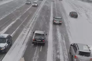 Казахстанцев попросили не выезжать на трассы во время морозов