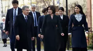 Дочь Мирзиеева и ее шеф подали в отставку