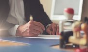 Нотариуса заподозрили в предложении дать взятку судьям Талдыкоргана