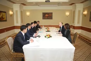 Мамин провел встречи с зарубежными экспертами в области инноваций и цифровизации