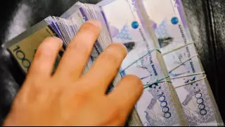 Шпекбаев рассказал об алчных и ненасытных чиновниках