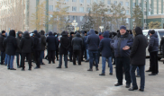 Водители авто с армянскими номерами вышли на площадь в Актобе