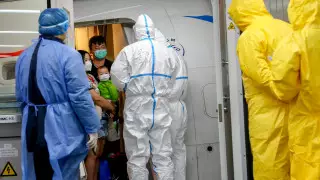 Коронавирус унес уже 304 жизни. В Китае вспыхнула новая эпидемия