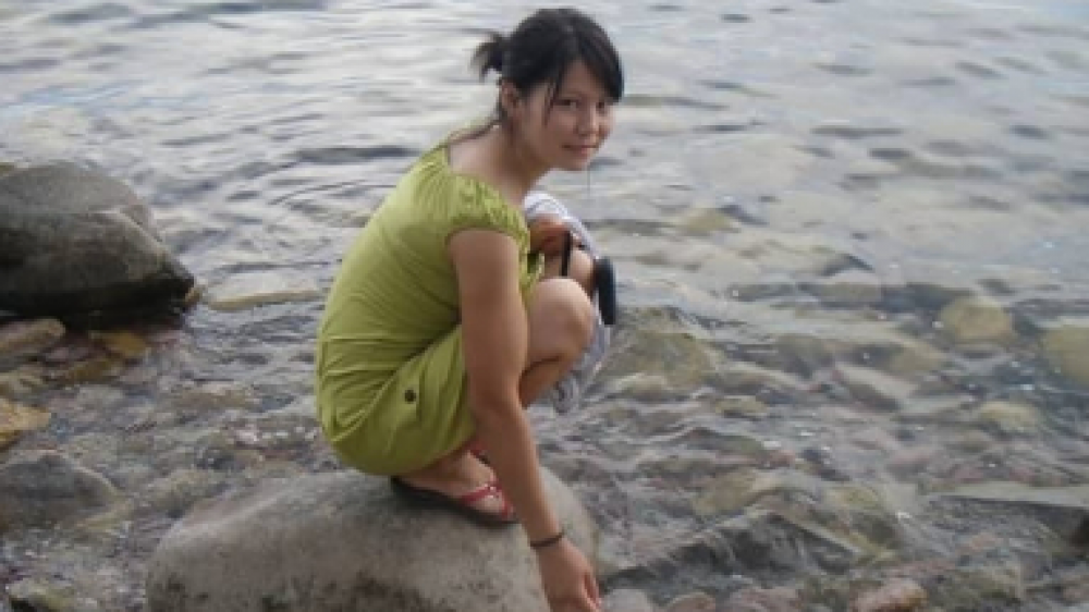 "Пишу с надеждой". Жительница Бишкека ищет биологическую мать в Казахстане