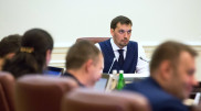 Зарплаты министров Украины привяжут к средней по стране