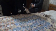 Замглавы департамента труда Мангистау подозревается в коррупции: появилось видео