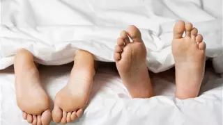 Врач назвал полезное для здоровья количество секса