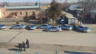 Опубликовано видео из села Сортобе, где напали на полицейских