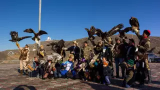 Степную охоту с ловчими птицами и собаками запечатлел фотограф из Мангистау