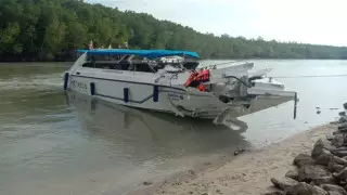 В Таиланде столкнулись два скоростных катера с туристами: погибли 2 детей