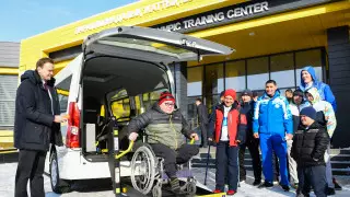 "Тойота Мотор Казахстан" передала 6 микроавтобусов паралимпийским спортсменам