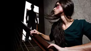 "Арызын қайтарып алса да жазаға тартылады". Әлем елдерінде тұрмыстық зорлық жазасы қандай?