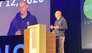 Разработчик известной игры раскритиковал Facebook и Google
