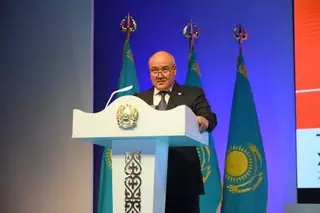 Отчетная встреча Умирзака Шукеева состоялась  в Туркестане