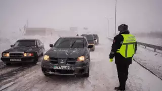 Метель в Нур-Султане: астанчан просят выполнять требования полиции