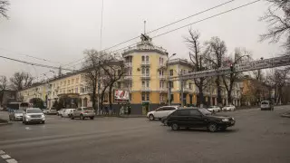 Сағынтаевқа жарнама баннерлеріне танымал тұлғалардың нақыл сөздерін жазу ұсынылды