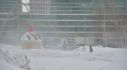 В Нур-Султане за ночь выпала полумесячная норма снега