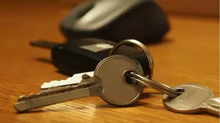 Пенсионеров МВД попросили освободить квартиры