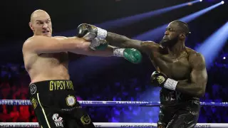Тайсон Фьюри победил Деонтея Уайлдера