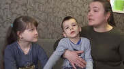 Украинскую семью сделали изгоями из-за поездки в Китай