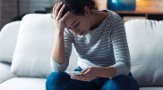 Смартфоны серьезно влияют на нашу психику - ученые