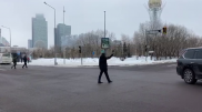 Полиция ищет регулировщика-добровольца из Нур-Султана