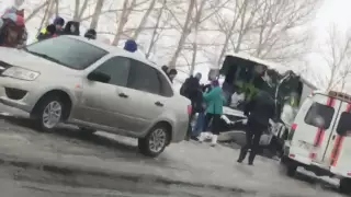 Автобус с детьми столкнулся с грузовиком в ВКО